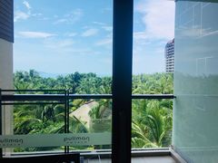 -三亚湾海居铂尔曼度假酒店