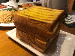 -喝丢一只鞋辣炒海鲜小烧烤(三八广场店)
