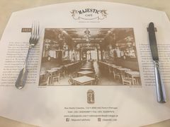 -Majestic Café