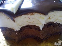 黑与白2-西点坊(浦东香格里拉店)