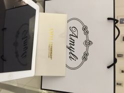 艾米丽新娘造型-艾米丽婚纱礼服