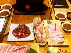-炙忧烤肉屋(中国铁建广场店)