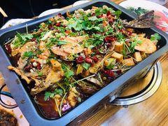 一品特色海鲜烤鱼-聚贤莊