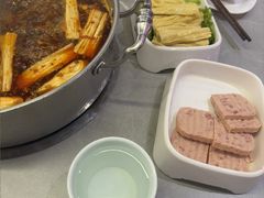 -宴全牛粤来越牛潮汕鲜牛肉火锅(海州万达广场店)