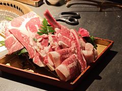 -铭牛烧肉·和牛海鲜自助(高新月牙湖店)