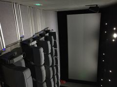 麦迪逊影院-德信影城(万泰城店)