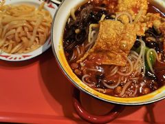 -丽丽三鲜螺蛳粉(田林路店)