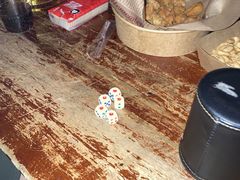 -Helens海伦司小酒馆(王家湾人信汇店)