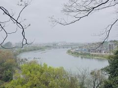 -叠彩山景区