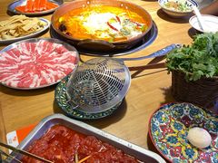 -洱火云南酸菜牛肉火锅(石景山当代商城店)