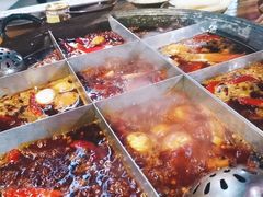 -利姐牧牛匠老火锅(兰花店)
