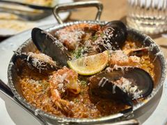 -LESCEDARS Brasserie Bistro香柏树