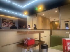 -海底捞火锅(凯德广场店)