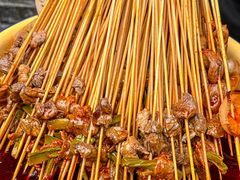 -拈签一笑黄牛肉辣卤串串