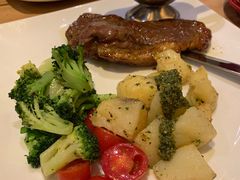 -必胜客(城西银泰店)