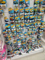 -玩动奇季品牌玩具超市