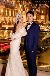 -现代经典婚纱摄影