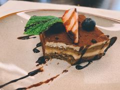 -卡佩罗意大利餐厅及酒吧Al Cappello Trattoria