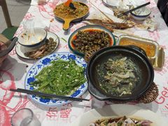 -老班长·小龙虾·鲜货烧烤大排档(金街美地店)