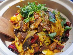 -俏巴妹烤鱼香锅(奥体店)
