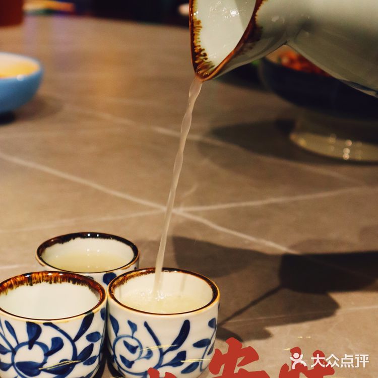 永宁里长安灶品长安宴席赏明城墙景✨