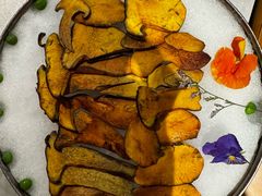 见手青-芸山季·云南野生菌火锅(人民广场来福士店)