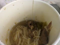 -汤小鲜和范小满·开胃爆炒小碗菜(右安门店)