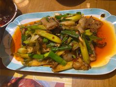 蒜苗回锅肉-易老妈蹄花.特色川菜(人民公园总店)