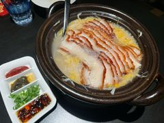 砂锅酸菜炉肉锅-喜悦烤鸭·新京菜(王府井店)