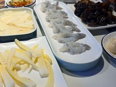 -老蜀铜火锅·酸菜脊骨·麻辣羊蝎子(热闹路店)