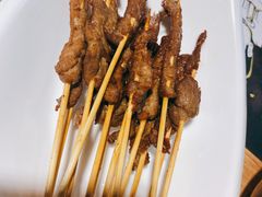 小味一把牛-喝丢一只鞋海鲜烧烤·海肠捞饭(东关街店)
