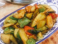 地三鲜-黑土地东北私房菜馆(南门大街店)