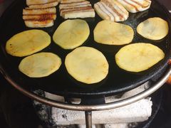 馒头-炭虎子水浒烤肉(梦时代店)