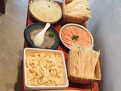 -老员外骨汤火锅(海州古城店)