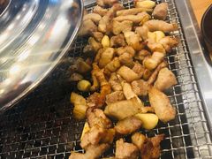 -肉甲韩国木炭烤肉(新壹街1店)