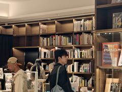 -茑屋书店(天目里店)