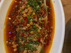 -临界音乐酒馆·小龙虾·江湖菜(华熙LIVE·鱼洞店)
