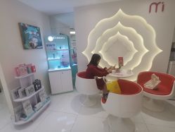 -咪咪比基尼脱毛专业店