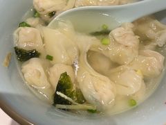 鲜肉小馄饨-小姜锅贴(凤凰街店)