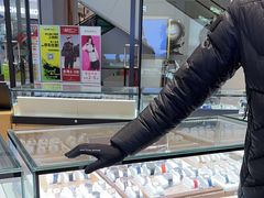 -亨吉利世界名表中心(砂之船奥莱店)