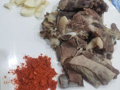 -壹阁胡羊焖饼(特色小吃街店)