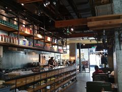-I HOLIC艾豪丽披萨(KKone店)