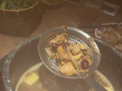 -蘑界·野生菌火锅(深业上城店)