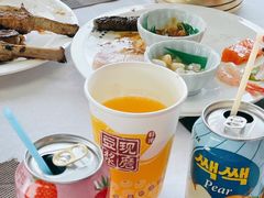 -云顶旋转自助景观餐厅