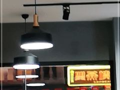 -双燕楼·手工馄饨·汤面小吃(世纪汇店)