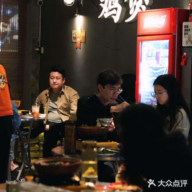 老廣榕樹頭·砂锅走地鸡煲|广东味道的代表❗