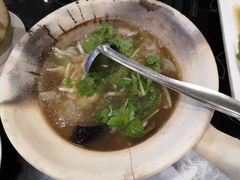 -J Daeng Seafood