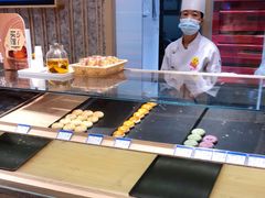 自助取餐区-嘉华鲜花饼(四方街旗舰店)