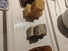 宫廷点心拼盘-羲和雅苑•北京烤鸭(陆家嘴中心店)