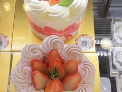 -花花卷卷·鲜食蛋糕(静安久光百货店)